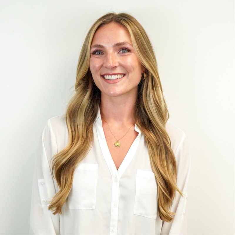 Headshot of Rachel Doyle